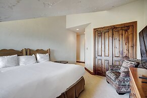 Arrowhead Village, A Vail Resorts Property