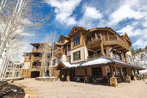 Arrowhead Village, A Vail Resorts Property