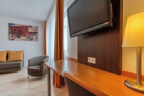 Centro Hotel U-NO1, Trademark Collection by Wyndham