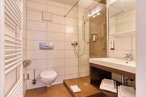 Centro Hotel U-NO1, Trademark Collection by Wyndham