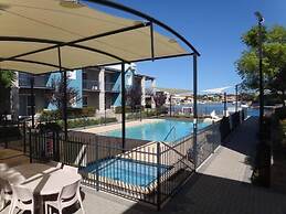 C Mandurah Resort