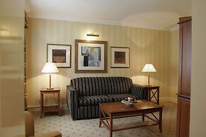 Apollo Hotel