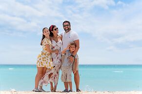 The Reef Playacar Beach Resort & Spa