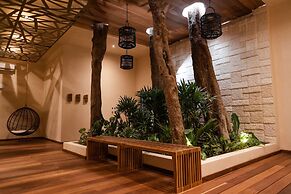 The Reef Playacar Beach Resort & Spa