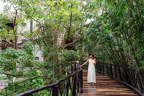 The Reef Playacar Beach Resort & Spa