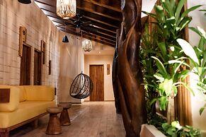 The Reef Playacar Beach Resort & Spa