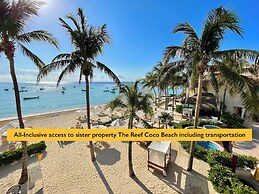 The Reef Playacar Beach Resort & Spa