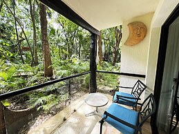 The Reef Playacar Beach Resort & Spa