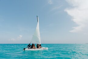 The Reef Playacar Beach Resort & Spa
