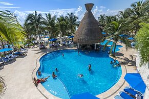 The Reef Playacar Beach Resort & Spa