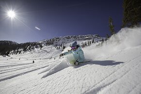 The Cliff Lodge and Spa