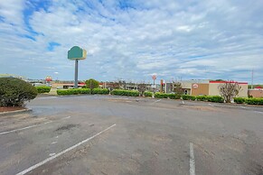 OYO Townhouse Jackson/Ridgeland