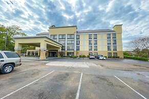 OYO Townhouse Jackson/Ridgeland