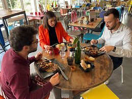 greet Hotel Bordeaux Aeroport