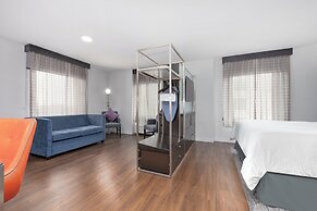Holiday Inn Express Dallas Downtown by IHG