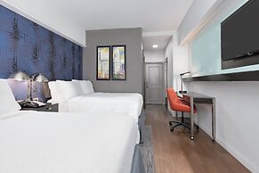 Holiday Inn Express Dallas Downtown by IHG