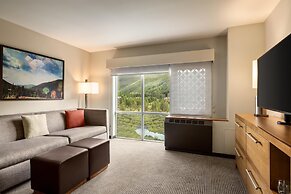 Hyatt Place Keystone / Dillon