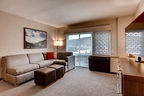 Hyatt Place Keystone / Dillon