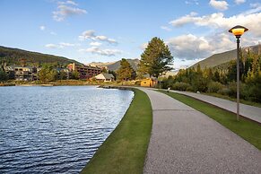 Hyatt Place Keystone / Dillon