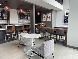 Atwell Suites Austin Airport by IHG