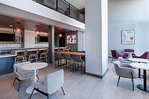 Atwell Suites Austin Airport by IHG