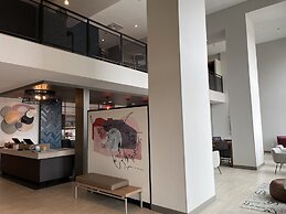 Atwell Suites Austin Airport by IHG