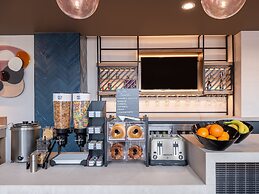 Atwell Suites Austin Airport by IHG