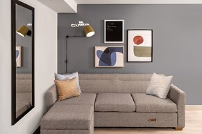 Atwell Suites Austin Airport by IHG