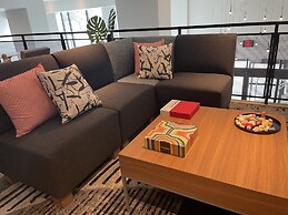 Atwell Suites Austin Airport by IHG