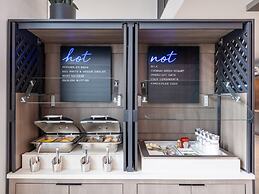 Atwell Suites Austin Airport by IHG