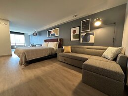 Atwell Suites Austin Airport by IHG