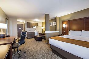 Comfort Inn & Suites Fairborn near Wright Patterson AFB