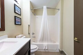 Comfort Inn & Suites Fairborn near Wright Patterson AFB