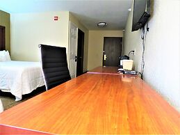 Comfort Inn & Suites Fairborn near Wright Patterson AFB