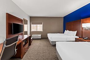 Comfort Inn & Suites Fairborn near Wright Patterson AFB