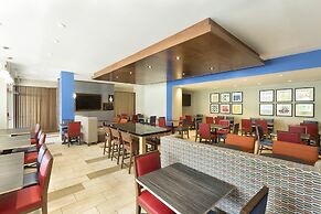 Holiday Inn Express & Suites S Lake Buena Vista by IHG