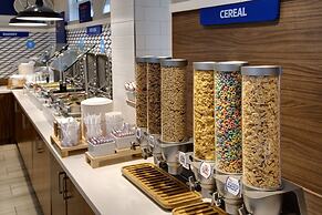 Holiday Inn Express & Suites S Lake Buena Vista by IHG