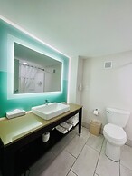 Wingate by Wyndham Matthews/Charlotte