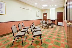 Holiday Inn Express and Suites Quakertown - Allentown Area By IHG