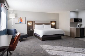 Holiday Inn Express & Suites Midwest by IHG