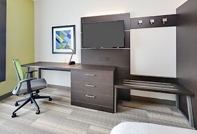 Holiday Inn Express & Suites Dublin by IHG