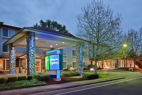 Holiday Inn Express Corvallis-On the River by IHG