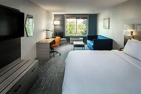 Holiday Inn Express Corvallis-On the River by IHG