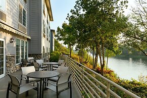 Holiday Inn Express Corvallis-On the River by IHG