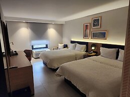 Hampton by Hilton Saltillo