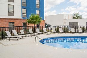 Hampton by Hilton Saltillo