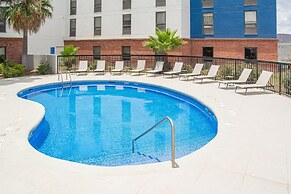 Hampton by Hilton Saltillo