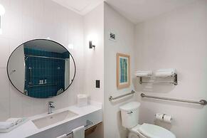 Hampton by Hilton Saltillo