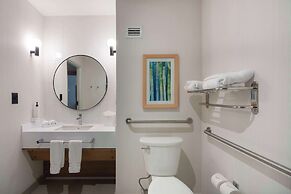 Hampton by Hilton Saltillo