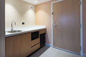 Hampton by Hilton Saltillo